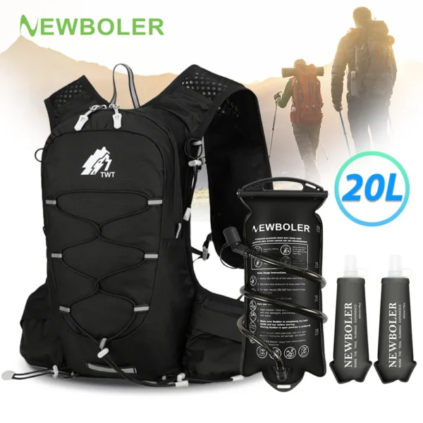 Trail running backpack in lightweight polyester with reflective stripe and mesh back panel