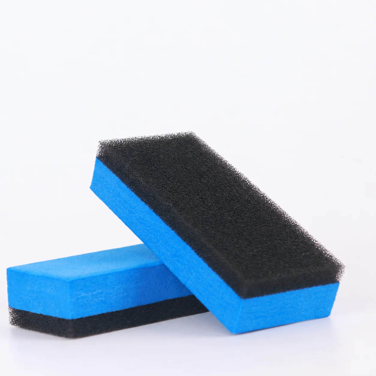 Hydrophobic Glass Cleaning Wipes for Rain Repellent Windshields 8 Hydrophobic Glass Cleaning Wipes for Rain Repellent Windshields - view 8