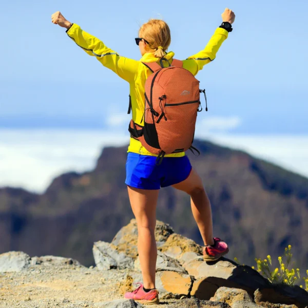 25 liter hydration backpack in blue polyester with water bag tube and adjustable straps