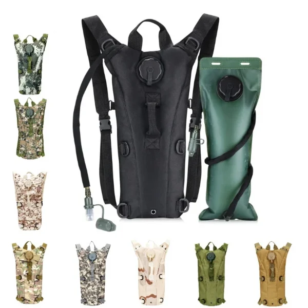 Tactical hydration pack in camo fabric with 3L bladder, sip tube and adjustable straps