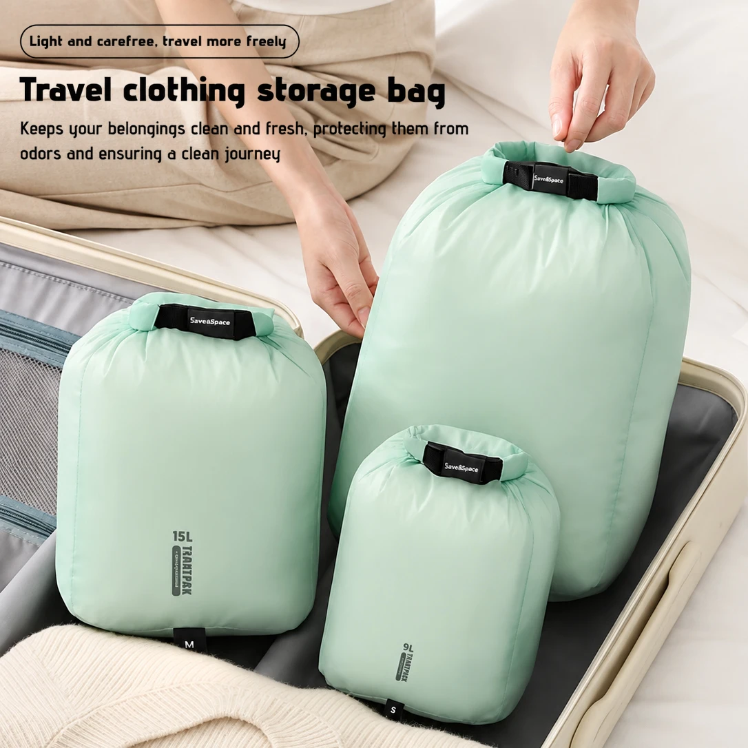 Ultralight Dry Bag Pouch for Clothes in Nylon, S, M or L 1 Ultralight dry bag pouch in green nylon packed with clothes, shown in small, medium and large